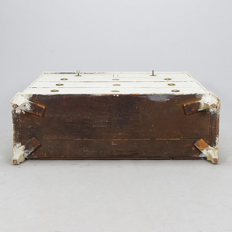 Byrå, gustaviansk, 1700-talets slut.