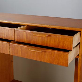 A 1950/60s sideboard.