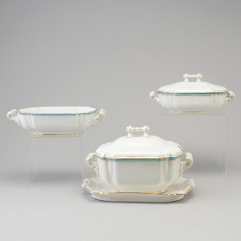 MATSERVIS, "Opak", Gustavsberg, 105 delar, flintgods, tillverkad 1895-1930.
