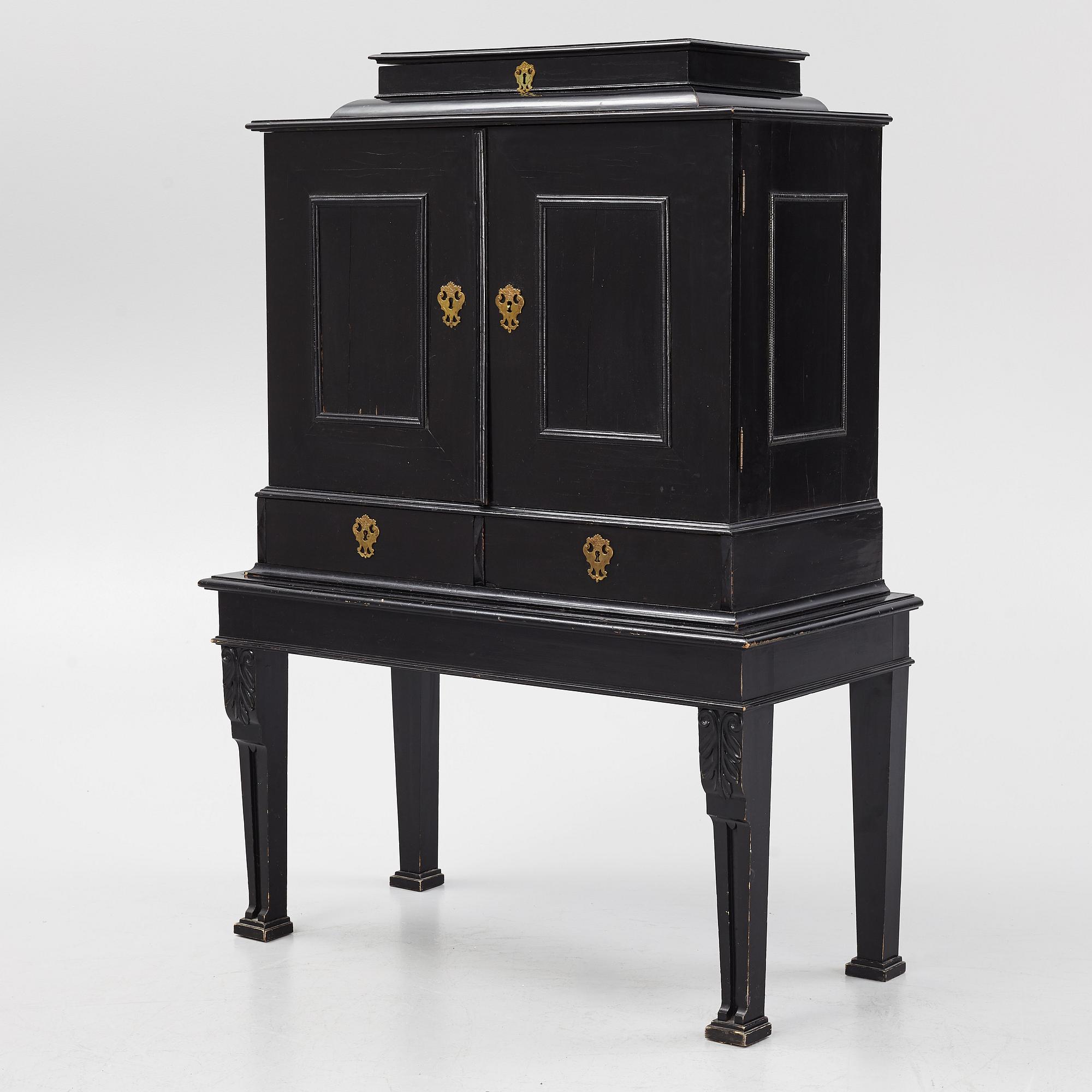 Kabinettskåp, Sydtyskland, Barock, omkring år 1700.