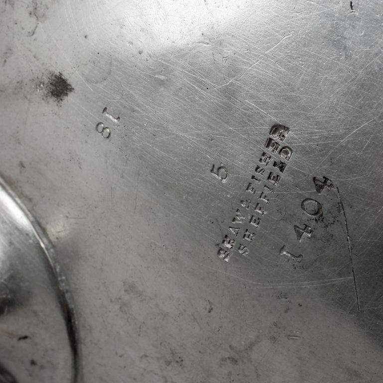 TESERVIS, 3 delar, försilvrat tenn, nyrokoko, Shaw & Fisher, Sheffield, 1830-94.