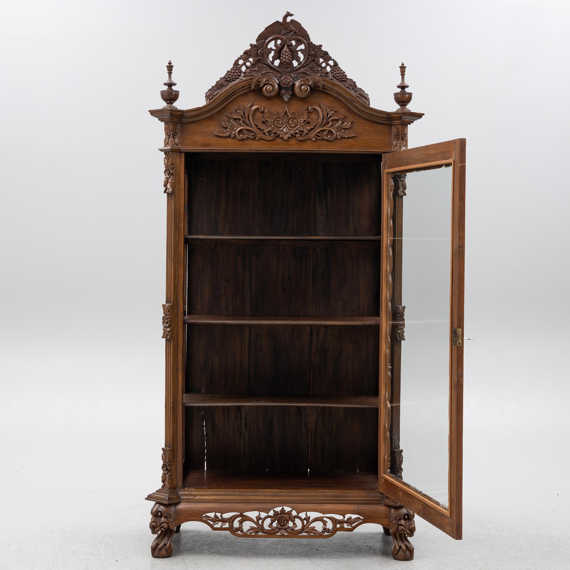 Display cabinet, 20th century,