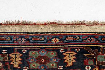 Gallerimatta, antik Bidjar, Västra Persien. 380 x 170 cm.