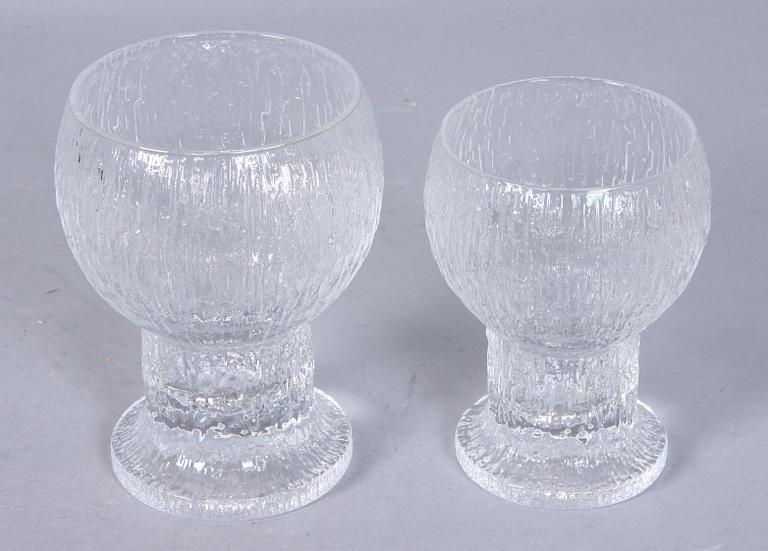 VINGLAS samt ÖLGLAS, 8 + 8 st, "Kekkerit", Timo Sarpaneva, Iittala, 1900-talets andra hälft.