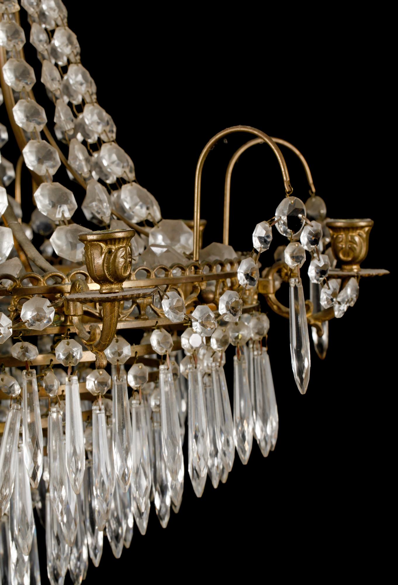 LJUSKRONA, gustaviansk stil, 1900-talets första hälft, höjd ca 90 cm.