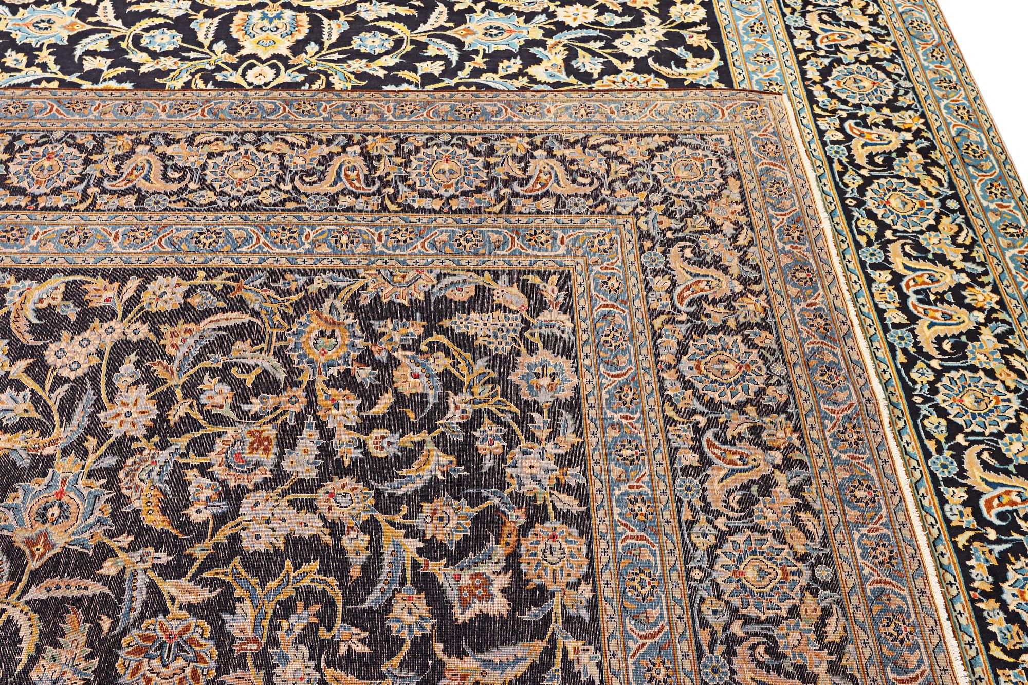 Matta, Keshan, ca 410 x 303 cm.