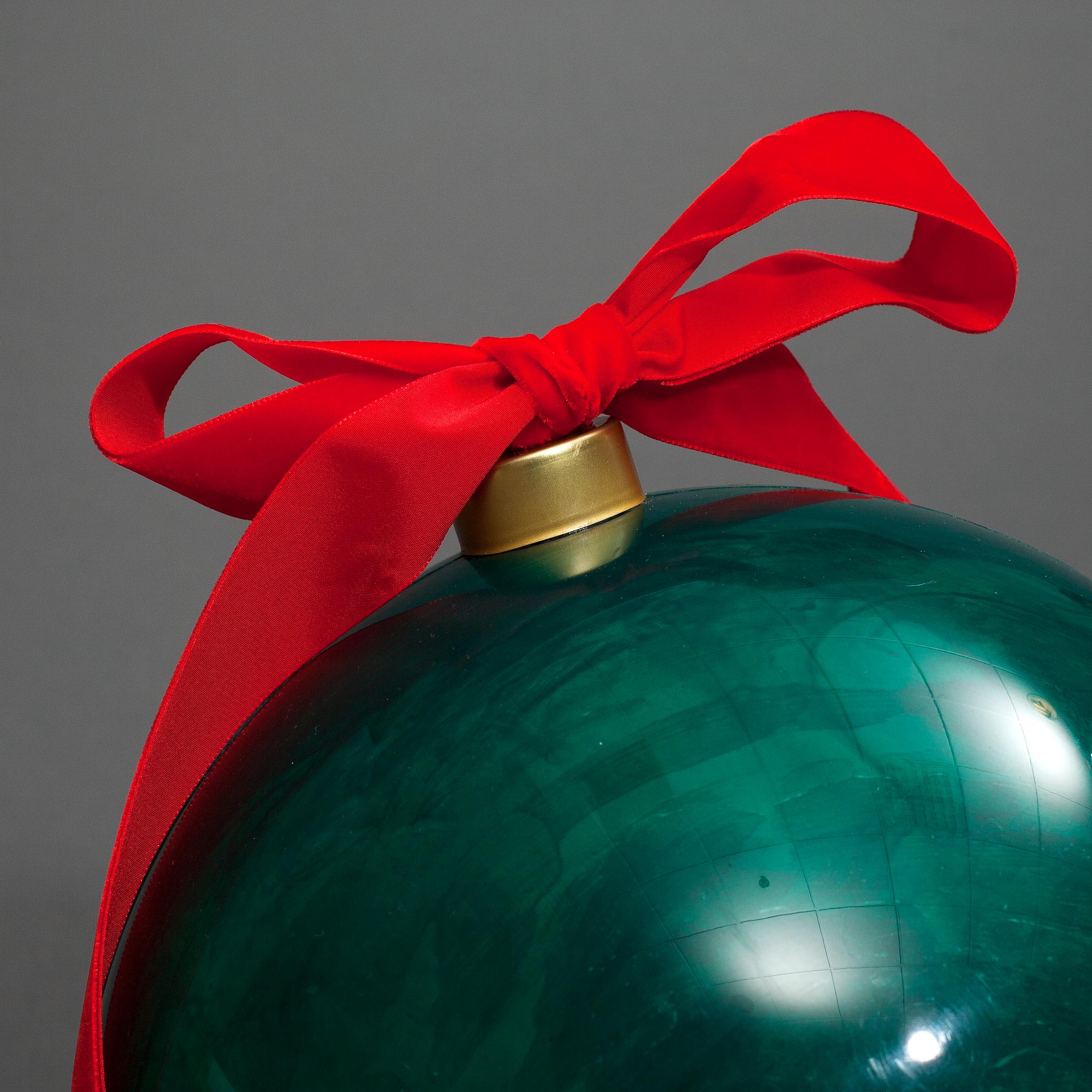 DRAKBEBIS MED TVÅ JULKULOR, "Estelle", NK 2013, JoAnn Tan Studio.