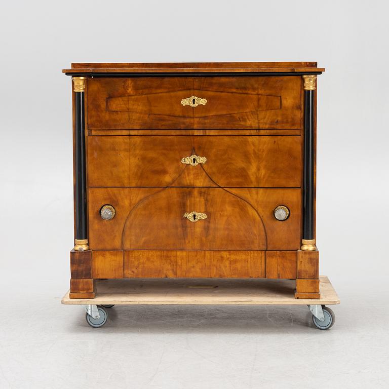 Chest of drawers, Empire, first half of the 19th century.