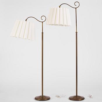 Bertil Brisborg, floor lamps 2 pcs., model "30696", Nordiska Kompaniet, 1940s.