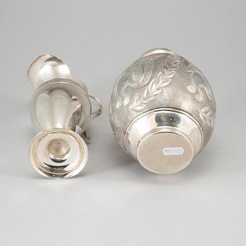 Two silver 830 vases. Late 20th century.