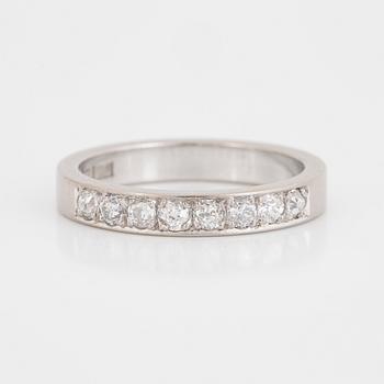 Old-cut diamond ring.