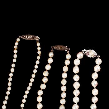 COLLIER OCH ARMBAND, 3 st, odlade pärlor.