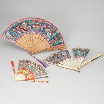 A painted fan, Qing dynasty, 19th Century.