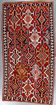 KELIM, semiantik Shirvan, ca 305x158 cm.