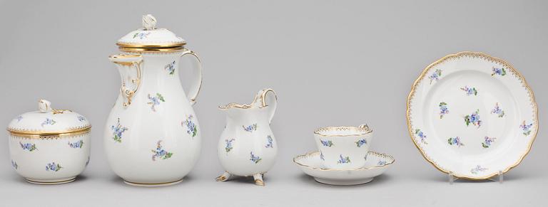 KAFFESERVISDELAR, 13 st, porslin, Meissen, 1900-talets första hälft.