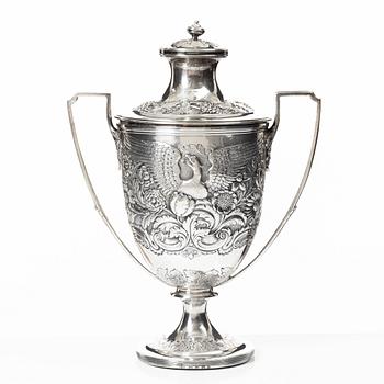 Rebecca Eames & Edward Barnard, a silver cup with lid, London, 1808.