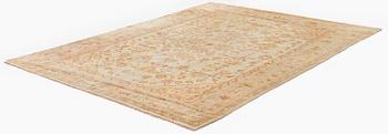 An antique Ushak carpet, c. 335 x 259 cm.