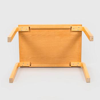 Alvar Aalto, a side table, part of model '88', Artek, late 20th century.