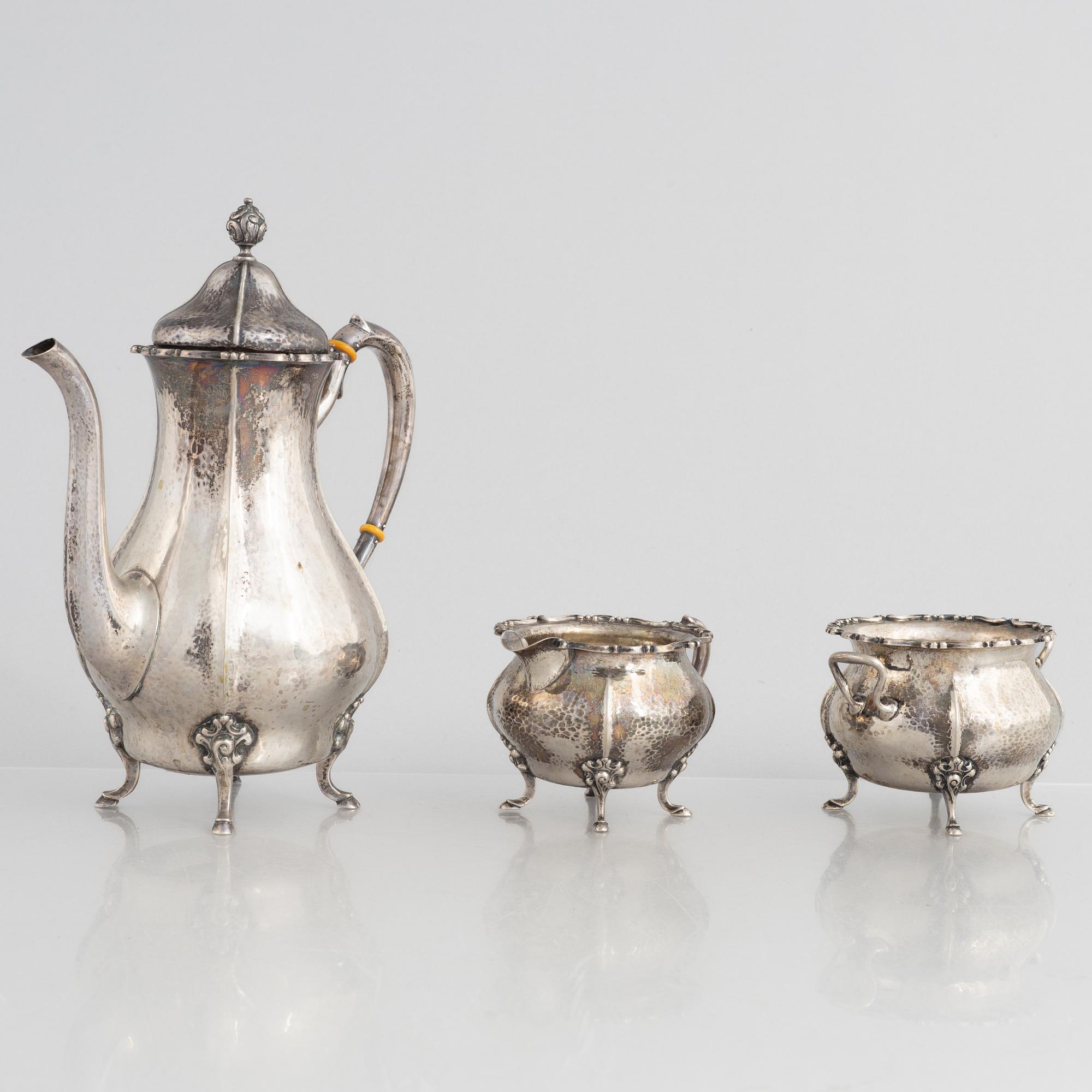 K Anderson, kaffeservis, 3 delar, silver, Stockholm 1936. Nysilverbricka samma modell medföljer.