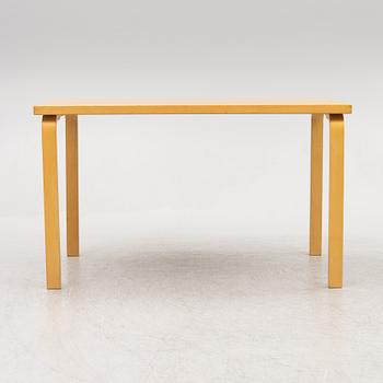 Alvar Aalto, bord, modell 81B, Artek, Finland 1900-talets senare del.