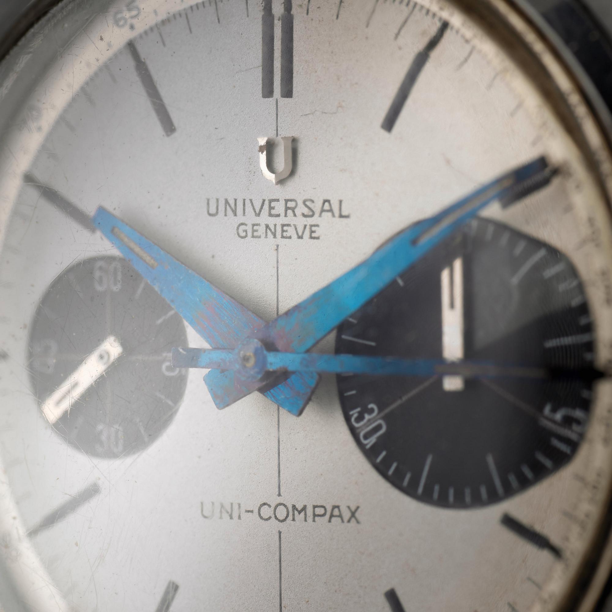 UNIVERSAL GENEVE, Uni-Compax, "Big Eye", chronograph, wristwatch, 36.5 mm,