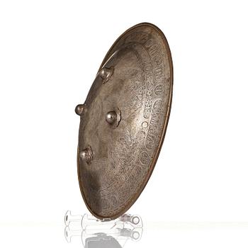 Dhal separ (Sköld), stål, Iran, Qajardynastin, omkring år 1800.