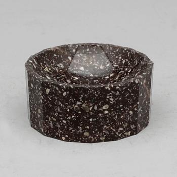 SALTKAR, porfyr, 1800-tal.