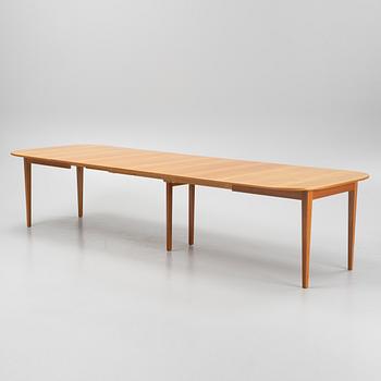 Josef Frank, an elmwood-veneered model 947 dining table, Firma Svenskt Tenn, Sweden.