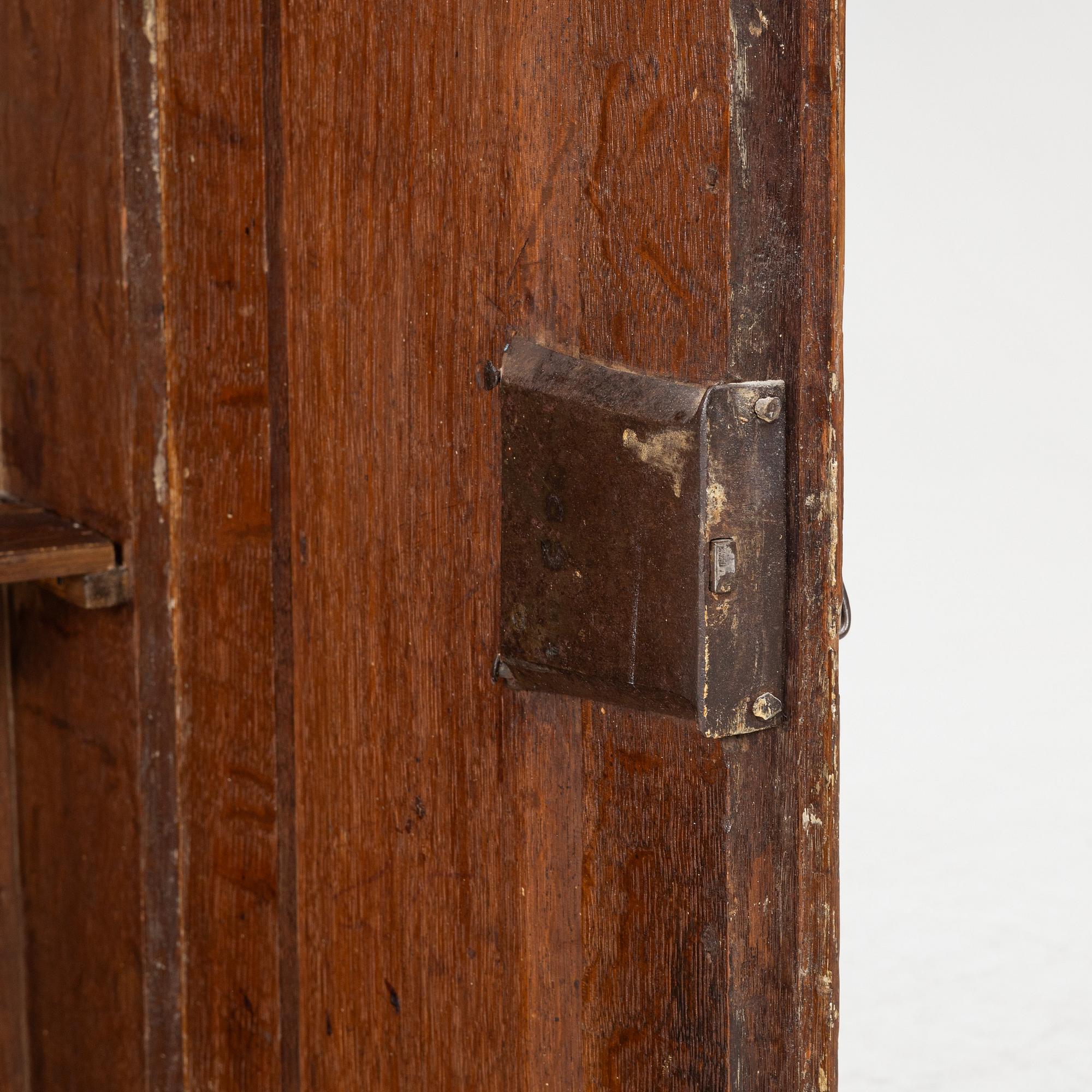 Wall cabinet, 18th-19th century.