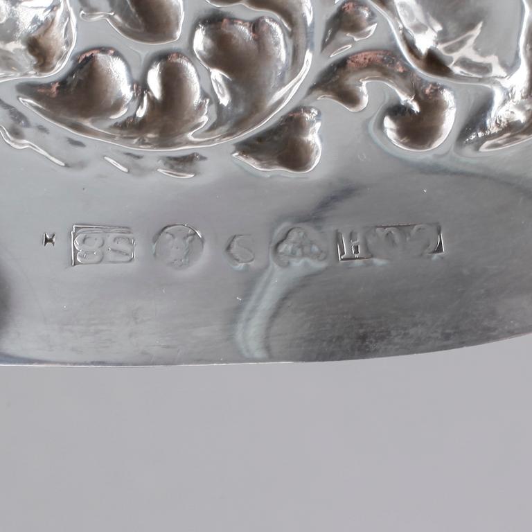 FAT, silver, C G Hallberg, 1944, vikt ca 706 g.
