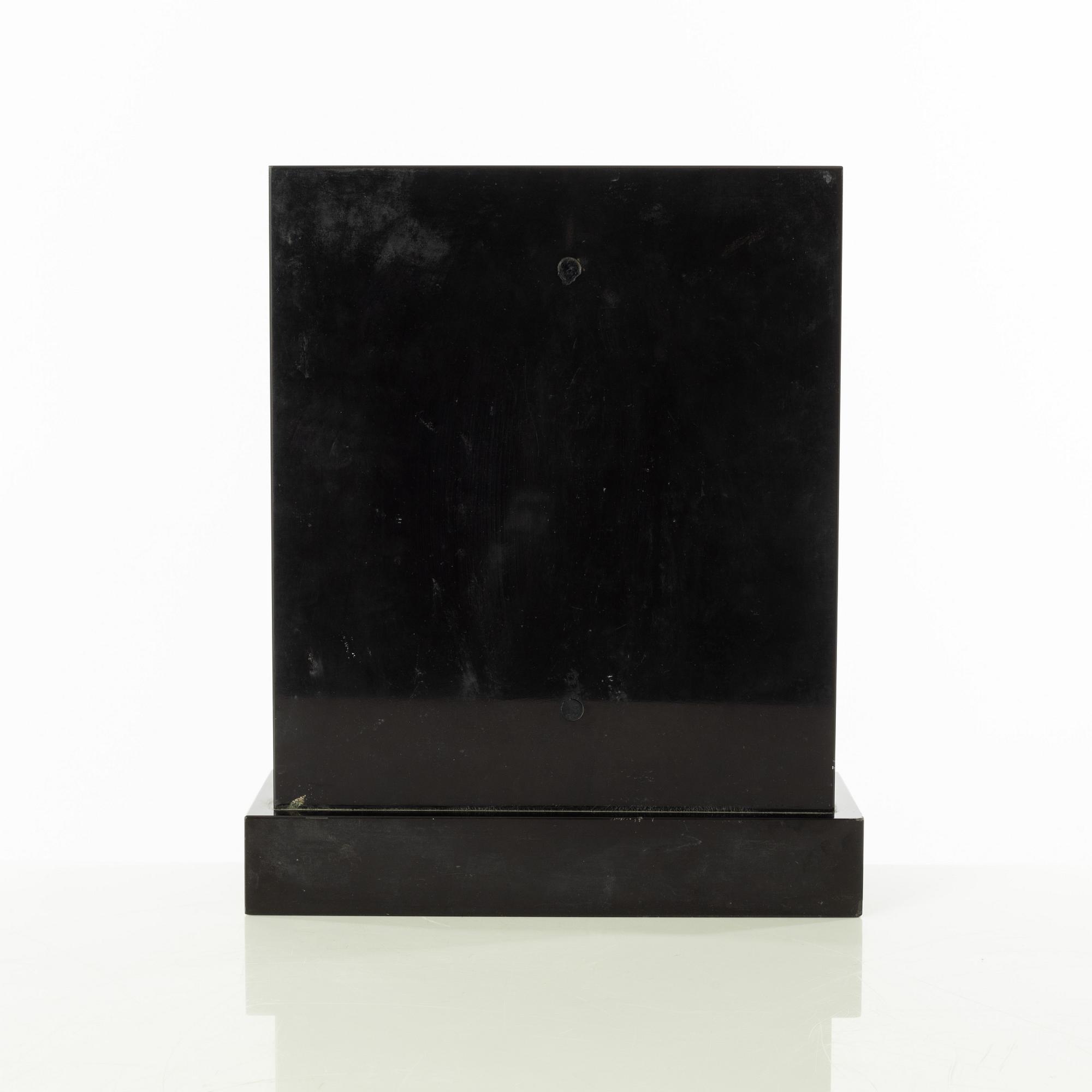 Gudmar Olovson, relief/skulptur. Signerad. Numrerad. Gjutarstämpel. Brons, total höjd 29 cm, längd 24 cm.