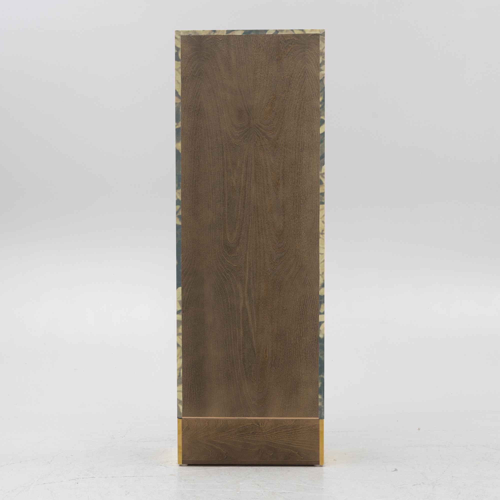 Mats Theselius, skåp, "National Geographic 25th Anniversary Edition", ed. 209/220, Källemo, Värnamo, efter 2016.