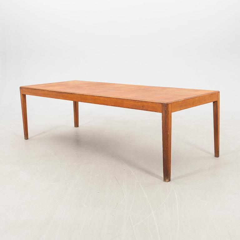 Dining table, mid-20th century.