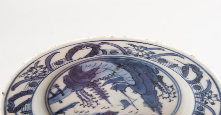 A set of three Chinese Kangxi/Kangxi-style and Qianlong cups, a saucers and a vase 18th/19th century porcelain.