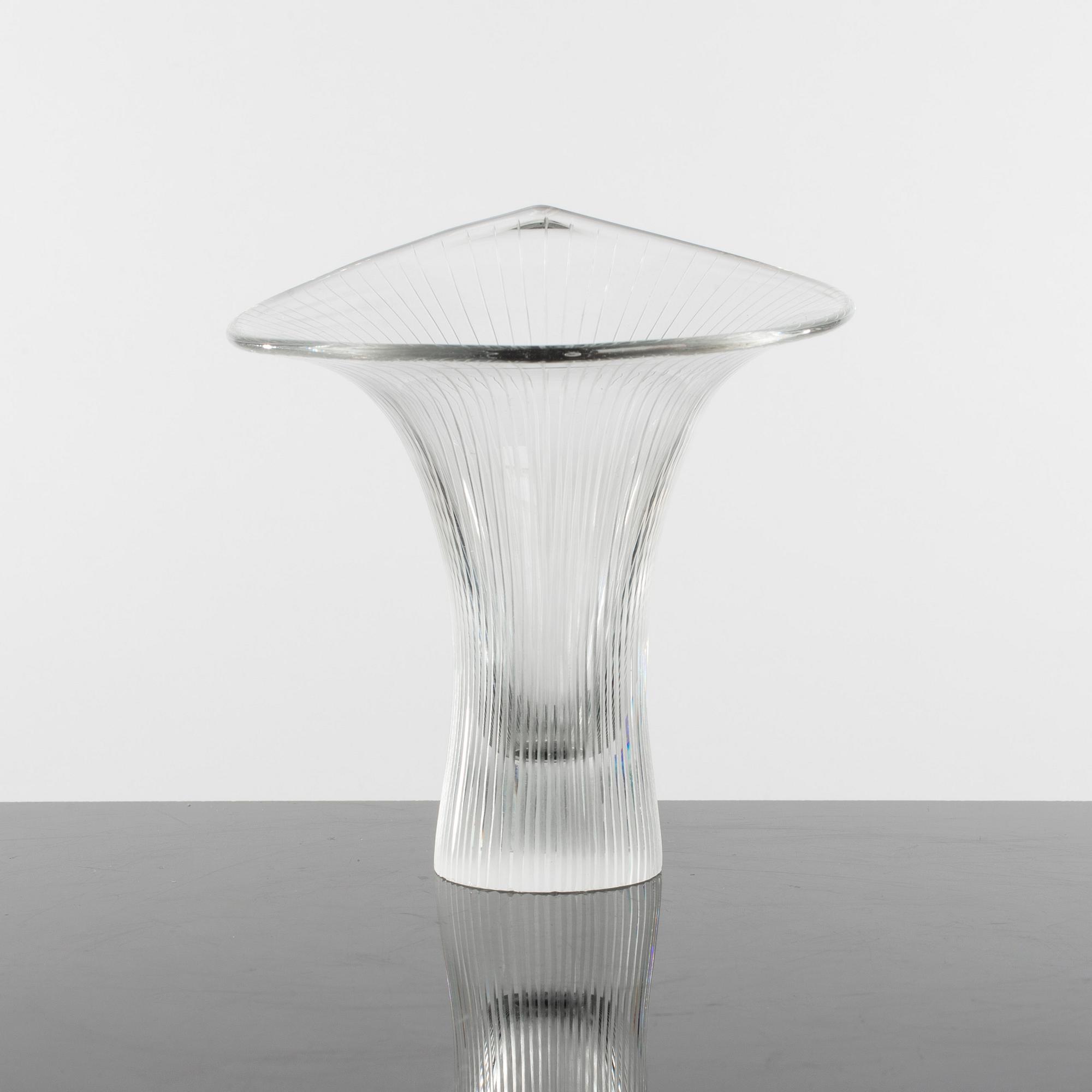 VAS, glas, "Kantarelli", Tapio Wirkkala, Iittala, Finland, 1955, signerad och datera undertill.