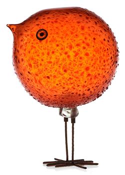 A Peter Pelzel 'Pulcino' glass figure of a bird, copper legs, Italy 1960's.