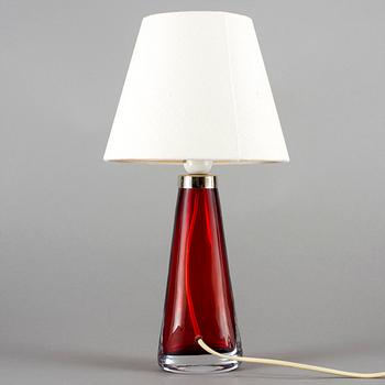 BORDSLAMPA, glas. Carl Fagerlund, Orrefors, 1960-tal.