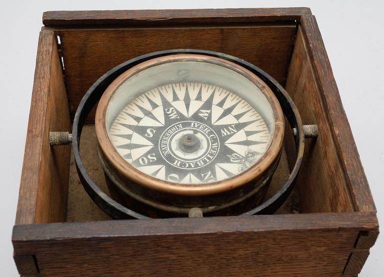 A compass by Iver C. Weilbach, Copenhagen, around turn of the century 1900.