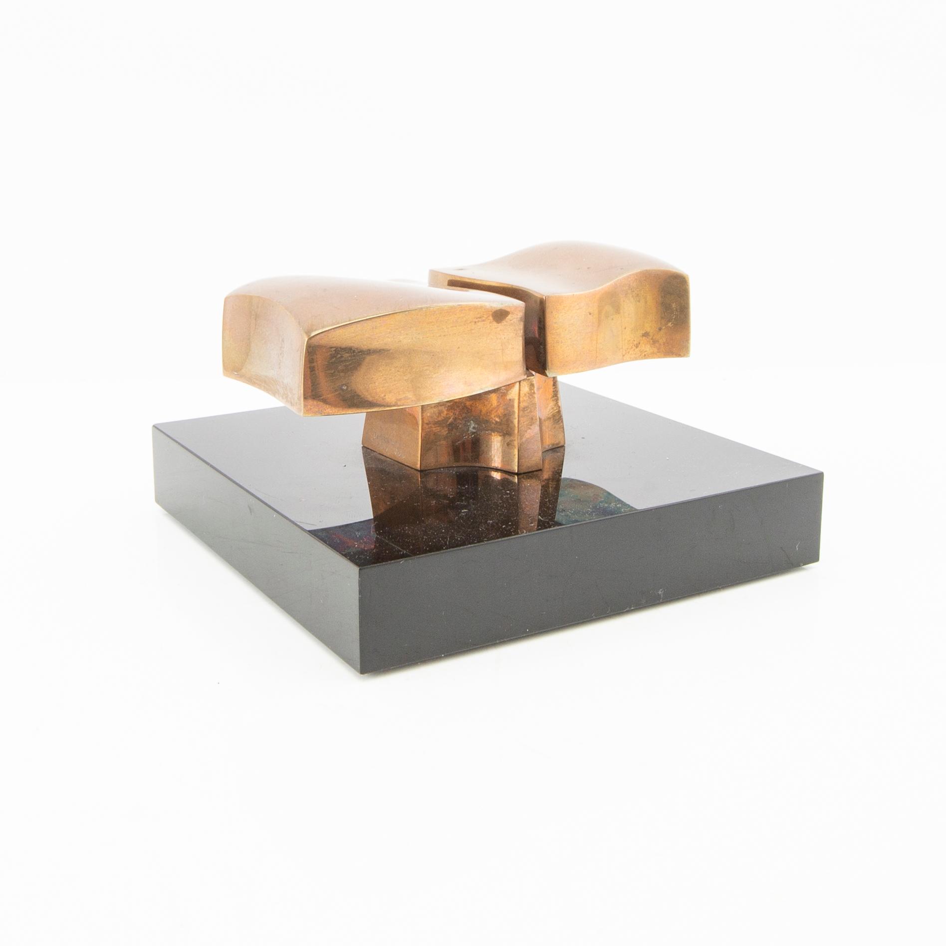 José Luis Sanchez, skulptur signerad och numrerad 465/1000 polerad brons.