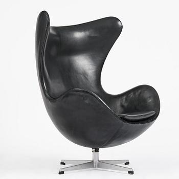Arne Jacobsen, an "Egg" armchair, Fritz Hansen, Denmark, 1964.