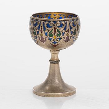 Grachev, a gilt silver, plique-à-jour vodka cup, maker's mark Cyrillic AP, Saint Petersburg, Russia 1882-1898.