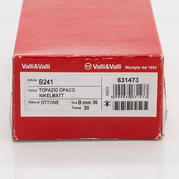 Eero Aarnio,  vetimiä, 20 kpl, Valli&Valli, Italia, 2007/08.