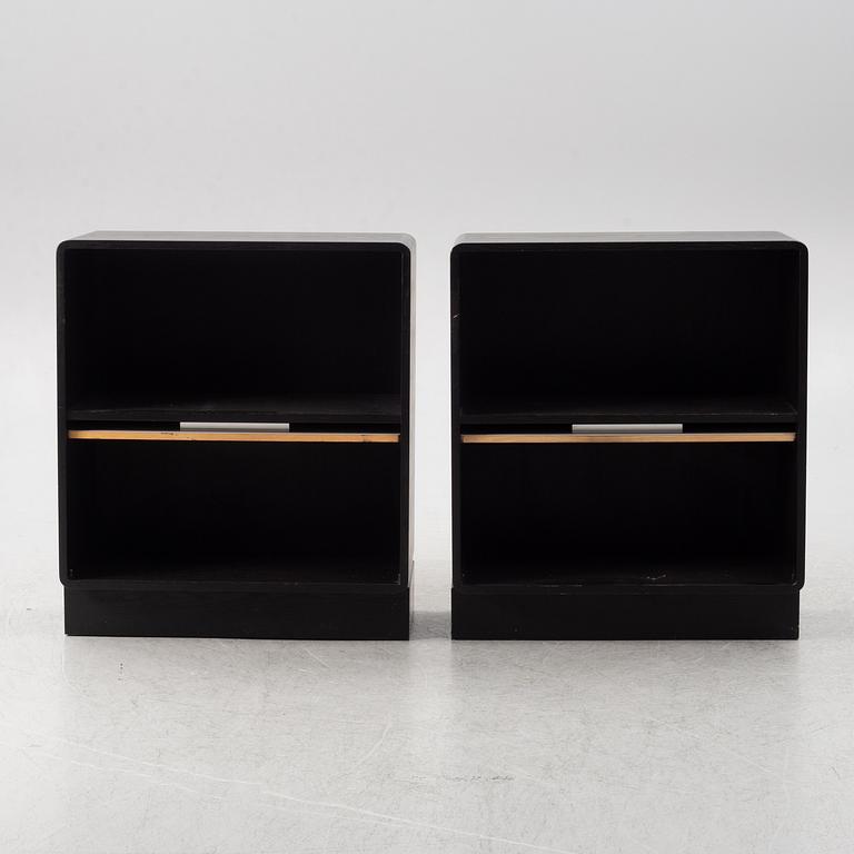 Dyrlund & Smith, hurtsar/skåp, ett par, Danmark, 1900-talets senare del.