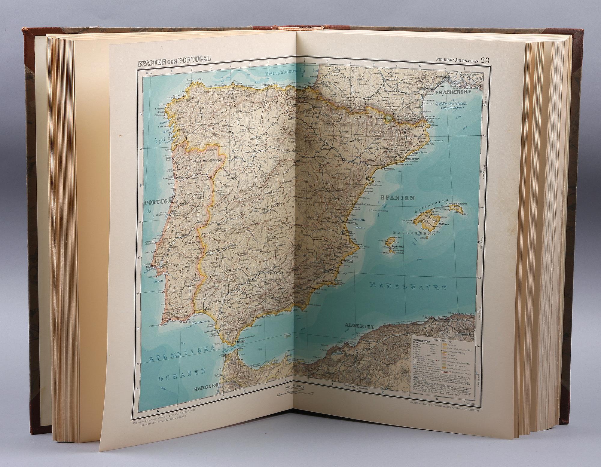KARTBOK, "NORDISK VÄRLDSATLAS", Zetterstrand och Rosèn, 1926.
