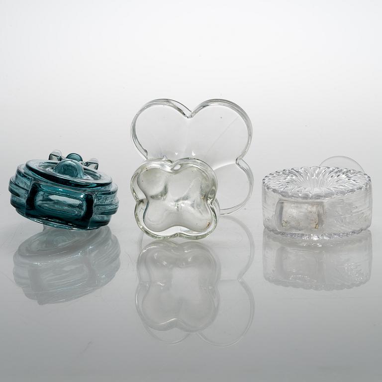 HELENA TYNELL, A glass bottle and two glass vases, Riihimäen Lasi 1960s-70s.