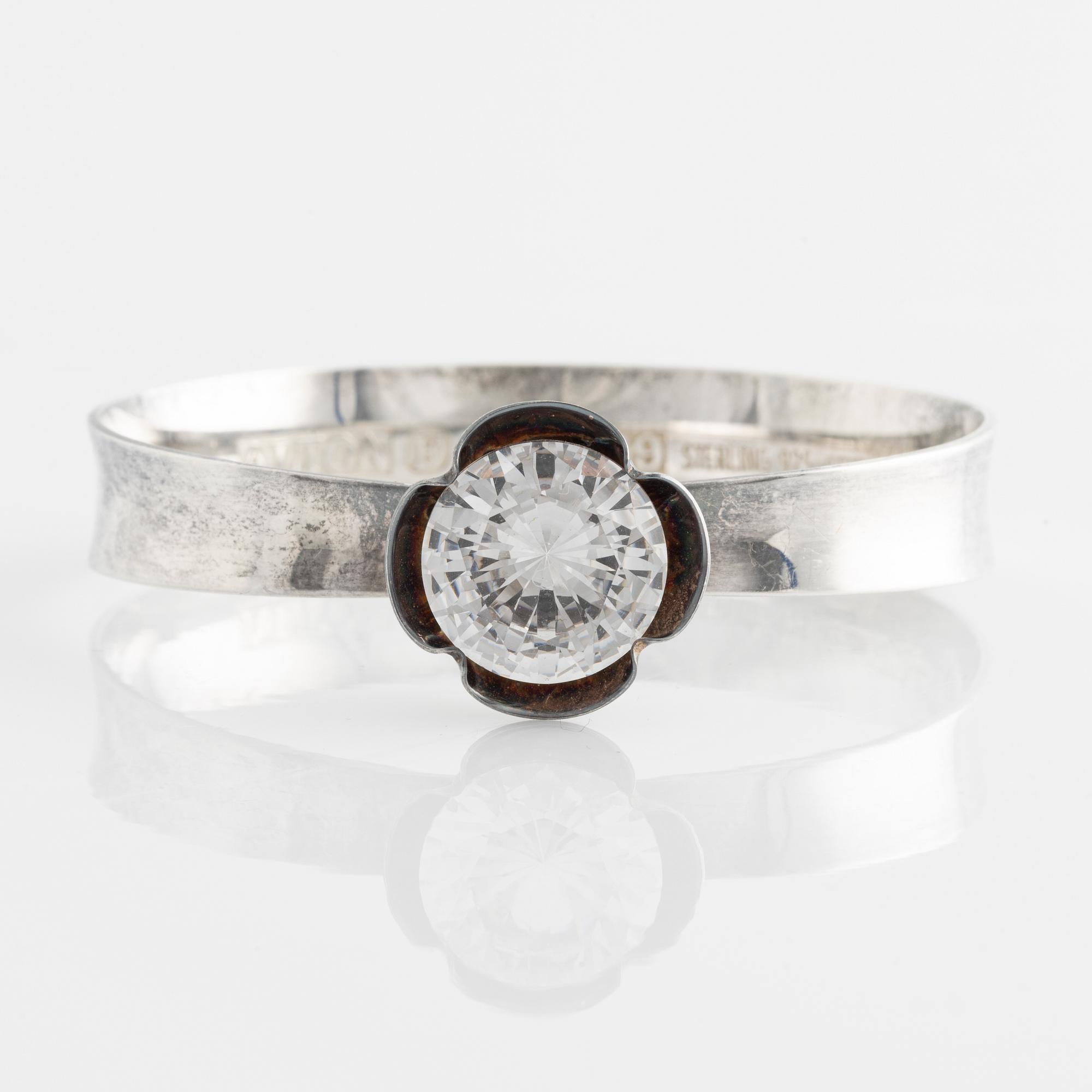Bangle bracelet, Alton, design by Karl-Erik Palmberg, sterling silver, with synthetic white spinel.