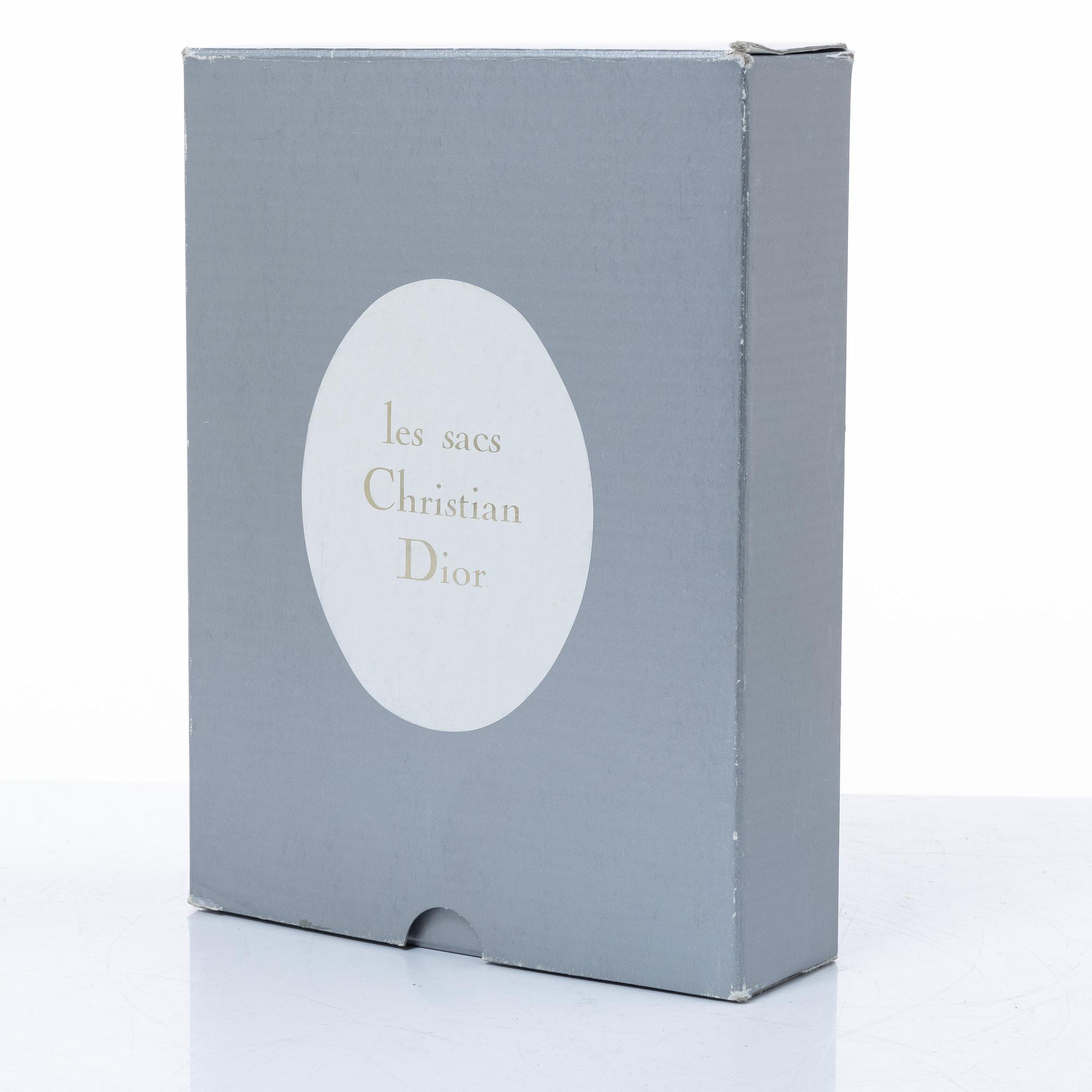 Christian Dior, Translation: "bag, vintage.".