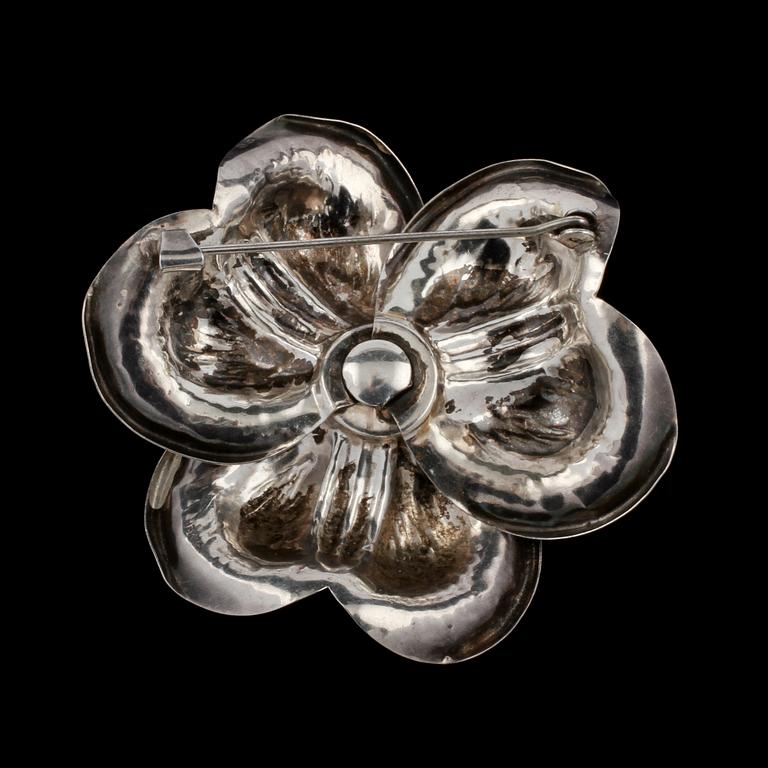 BROSCH, silver, importstämplad. Vikt 13 g.