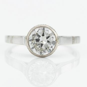 Ring 14K white gold with an older brilliant-cut diamond, 1.42 ct.