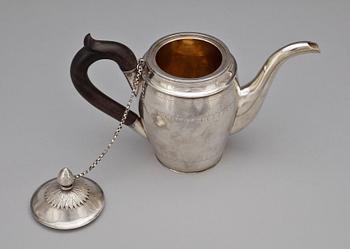 KAFFEKANNA, silver, Alexander Yashinov, St:Petersburg, Ryssland, 1802. Tot vikt ca 625g.